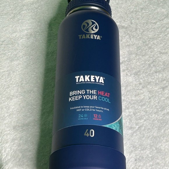 Takeya Actives Water Bottle with Easy Carry Handle - 40 oz Midnight Blue - Picture 1 of 3
